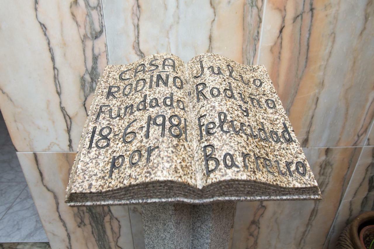 Casa Rodino Hotell Meaño Exteriör bild